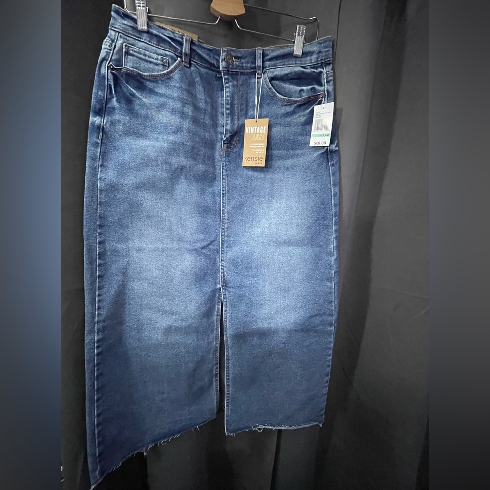 NWT Kensie Vintage Wash Women’s Jean Skirt
